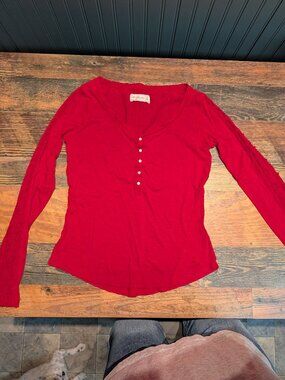 Abercrombie & Fitch Red Henley Vintage, Moose Logo Lace Detail long sleeves